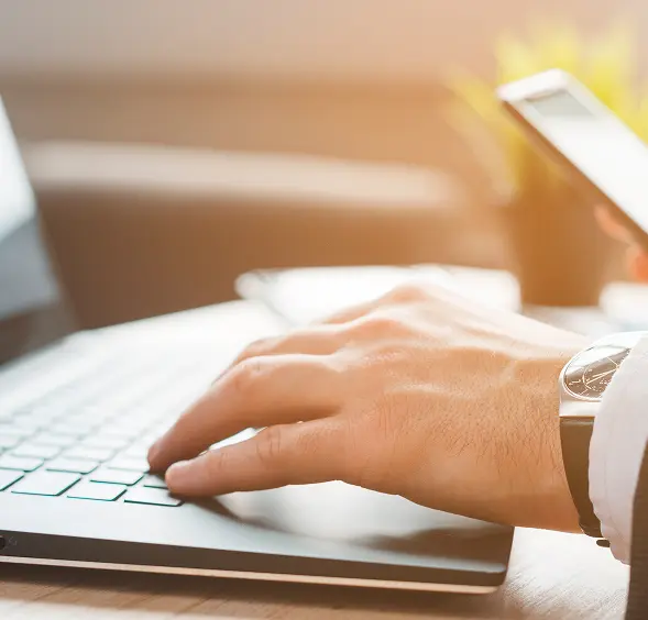 office-desktop-with-laptop-business-man